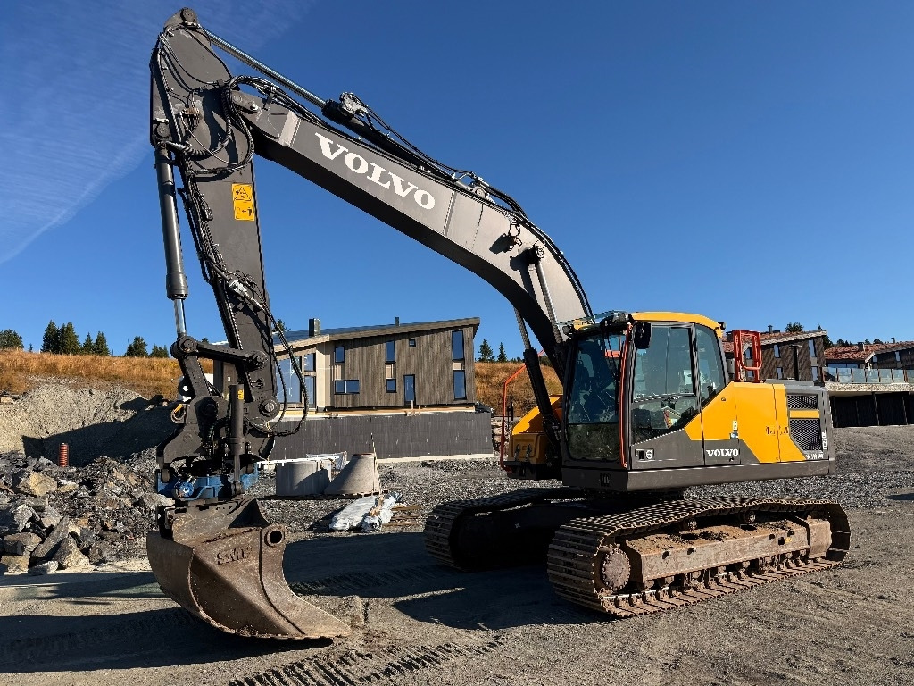 Volvo EC220EL - حفار زحاف: صورة 5 Volvo EC220EL - حفار زحاف: صورة 5