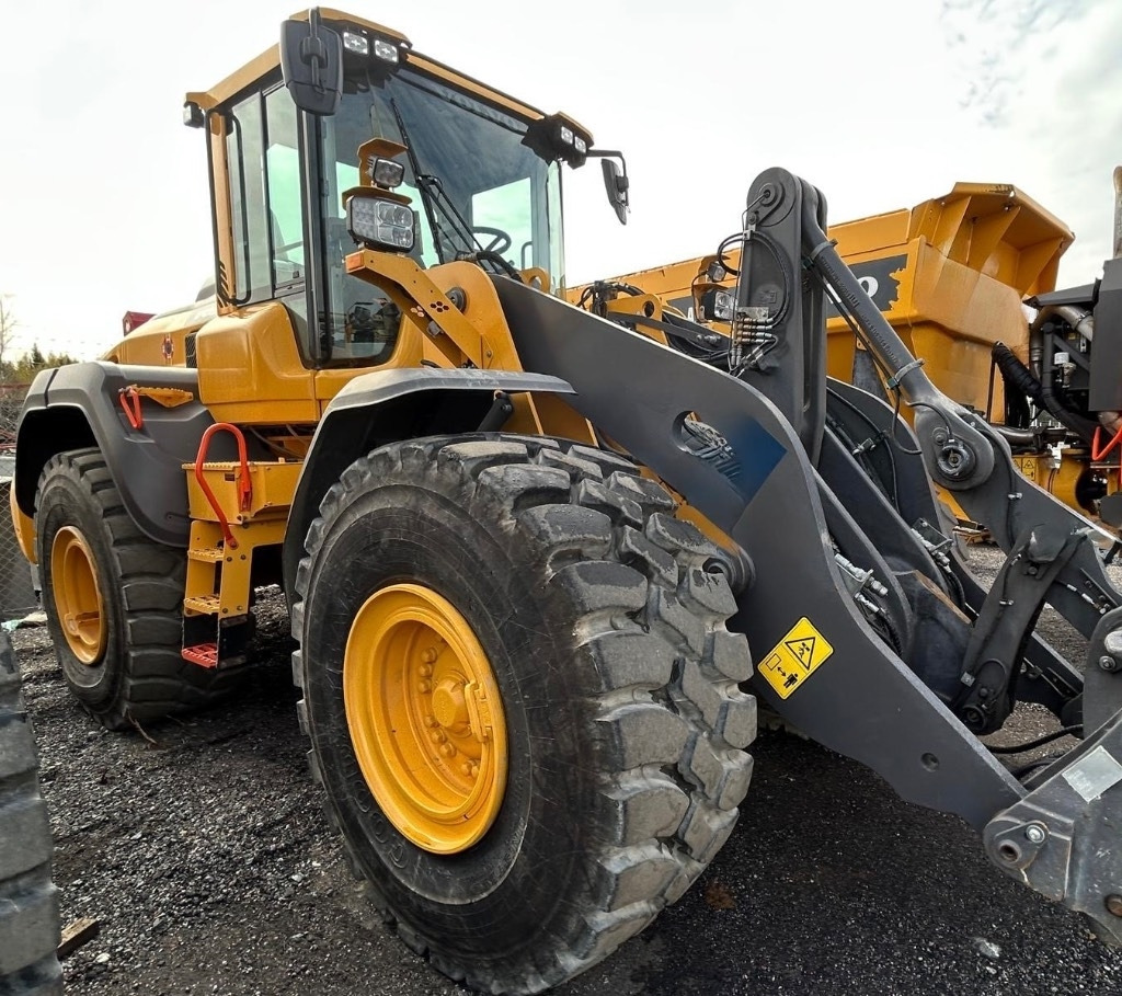 Volvo L 110 H - اللودر بعجل: صورة 2 Volvo L 110 H - اللودر بعجل: صورة 2