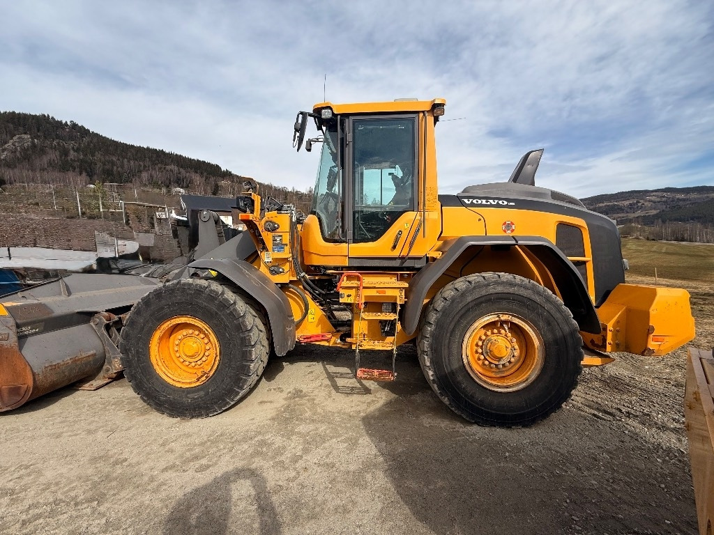 Volvo L 90 H - اللودر بعجل: صورة 1 Volvo L 90 H - اللودر بعجل: صورة 1