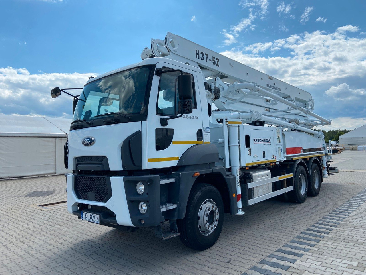Ford 3542 P BETONSTAR H37.-14 5Z - مضخة خرسانة: صورة 2 Ford 3542 P BETONSTAR H37.-14 5Z - مضخة خرسانة: صورة 2