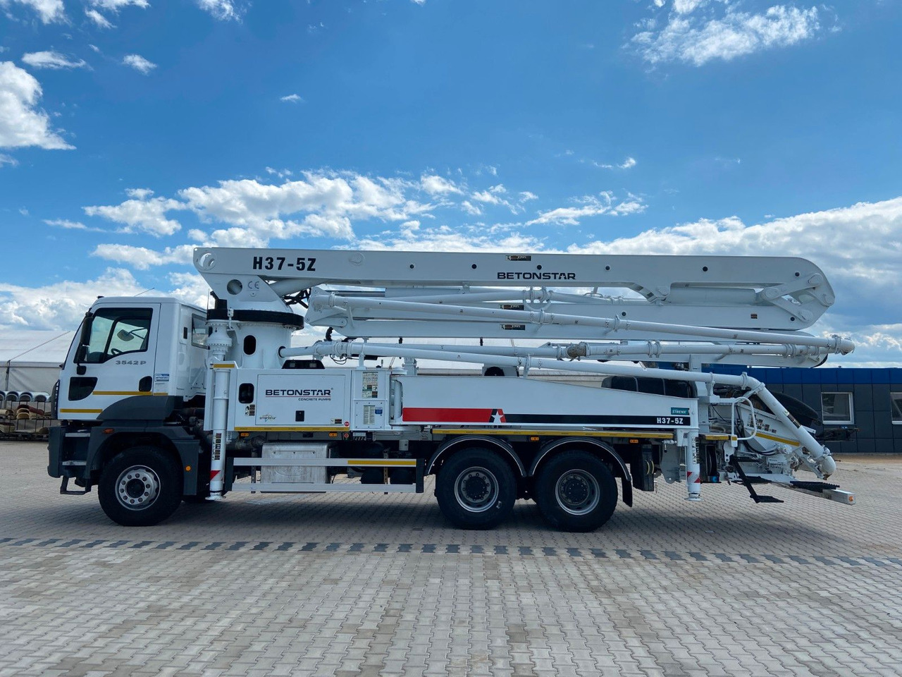 Ford 3542 P BETONSTAR H37.-14 5Z - مضخة خرسانة: صورة 4 Ford 3542 P BETONSTAR H37.-14 5Z - مضخة خرسانة: صورة 4