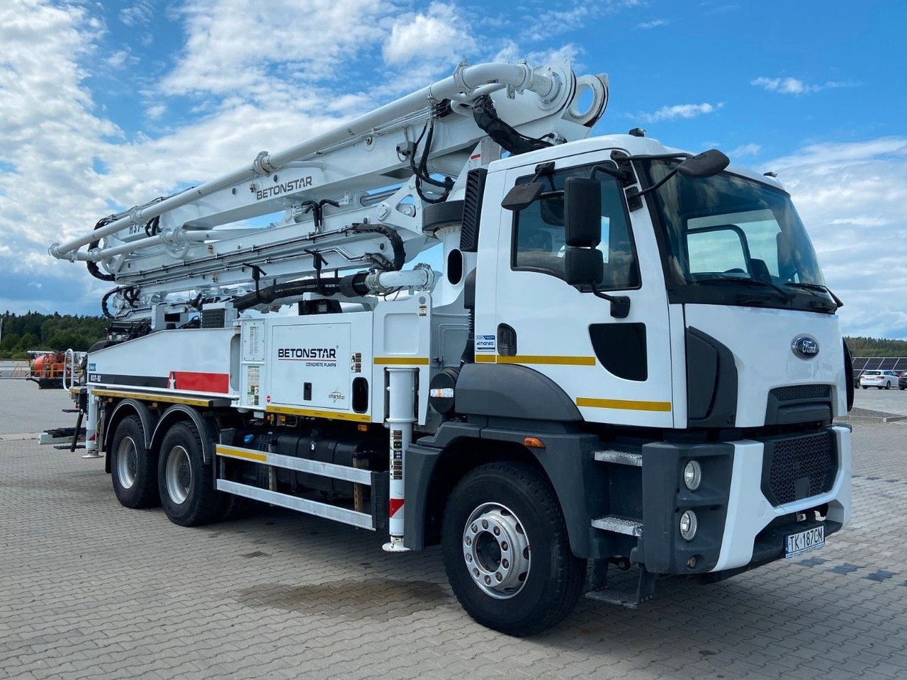 Ford 3542 P BETONSTAR H37.-14 5Z - مضخة خرسانة: صورة 1 Ford 3542 P BETONSTAR H37.-14 5Z - مضخة خرسانة: صورة 1