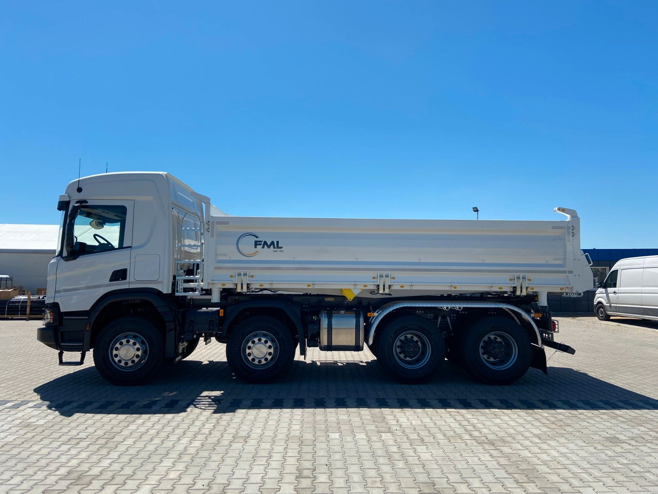 Scania P420 8x4 FML DREISEITENKIPPER - شاحنة قلاب: صورة 4 Scania P420 8x4 FML DREISEITENKIPPER - شاحنة قلاب: صورة 4