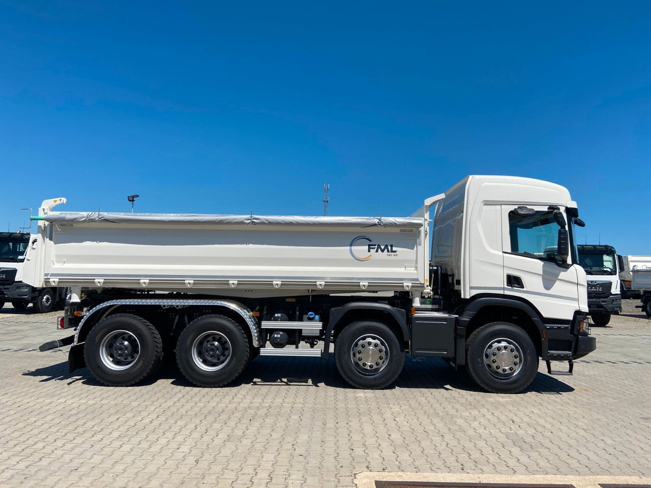 Scania P420 8x4 FML DREISEITENKIPPER - شاحنة قلاب: صورة 3 Scania P420 8x4 FML DREISEITENKIPPER - شاحنة قلاب: صورة 3