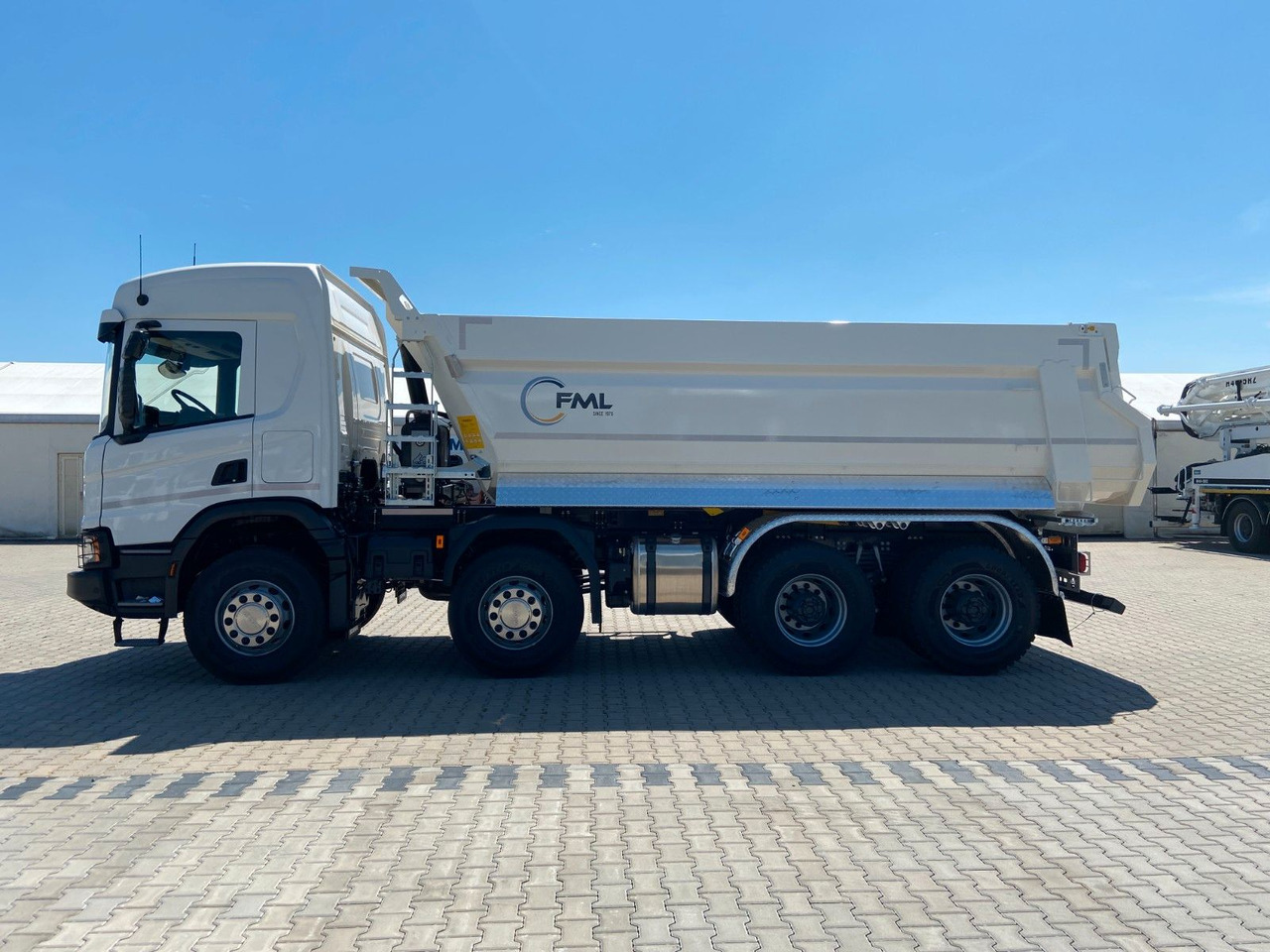 Scania P420 8x4 FML KIPPER - شاحنة قلاب: صورة 4 Scania P420 8x4 FML KIPPER - شاحنة قلاب: صورة 4