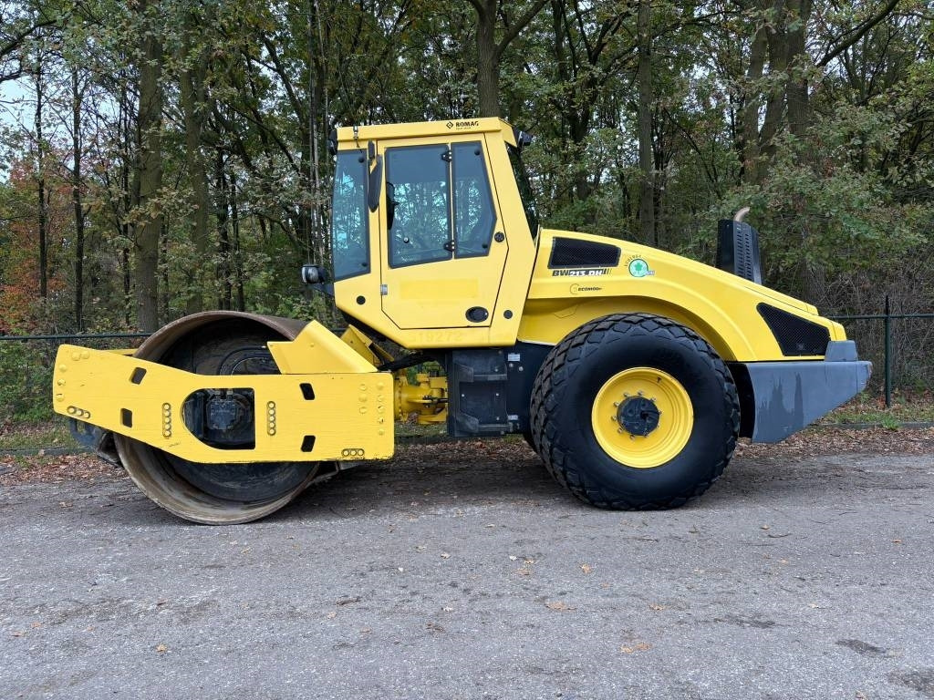 Bomag BW 213 D H-4 i - مدحلة ضاغطة: صورة 2 Bomag BW 213 D H-4 i - مدحلة ضاغطة: صورة 2