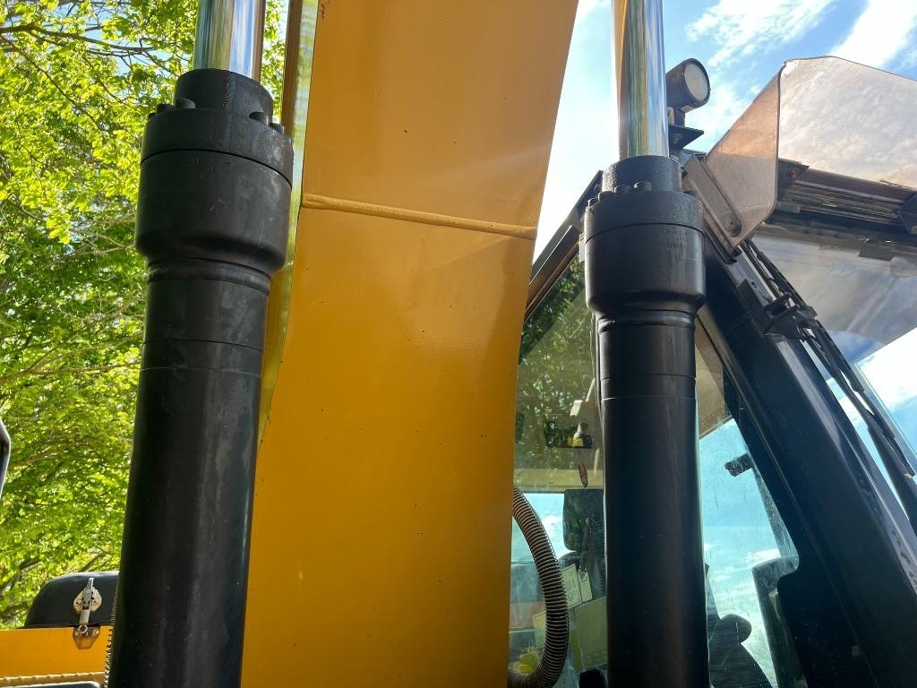 حفار زحاف CAT 323 E: صورة 35