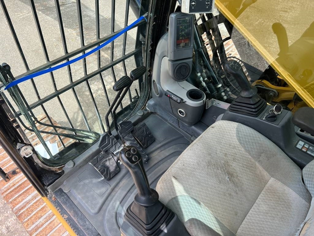 CAT 330 D / 336D, LOW HOURS  CAT 330 D / 336D, LOW HOURS: صورة 14