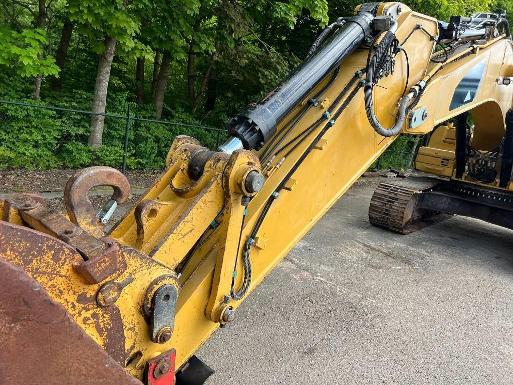CAT 330 D / 336D, LOW HOURS  CAT 330 D / 336D, LOW HOURS: صورة 46