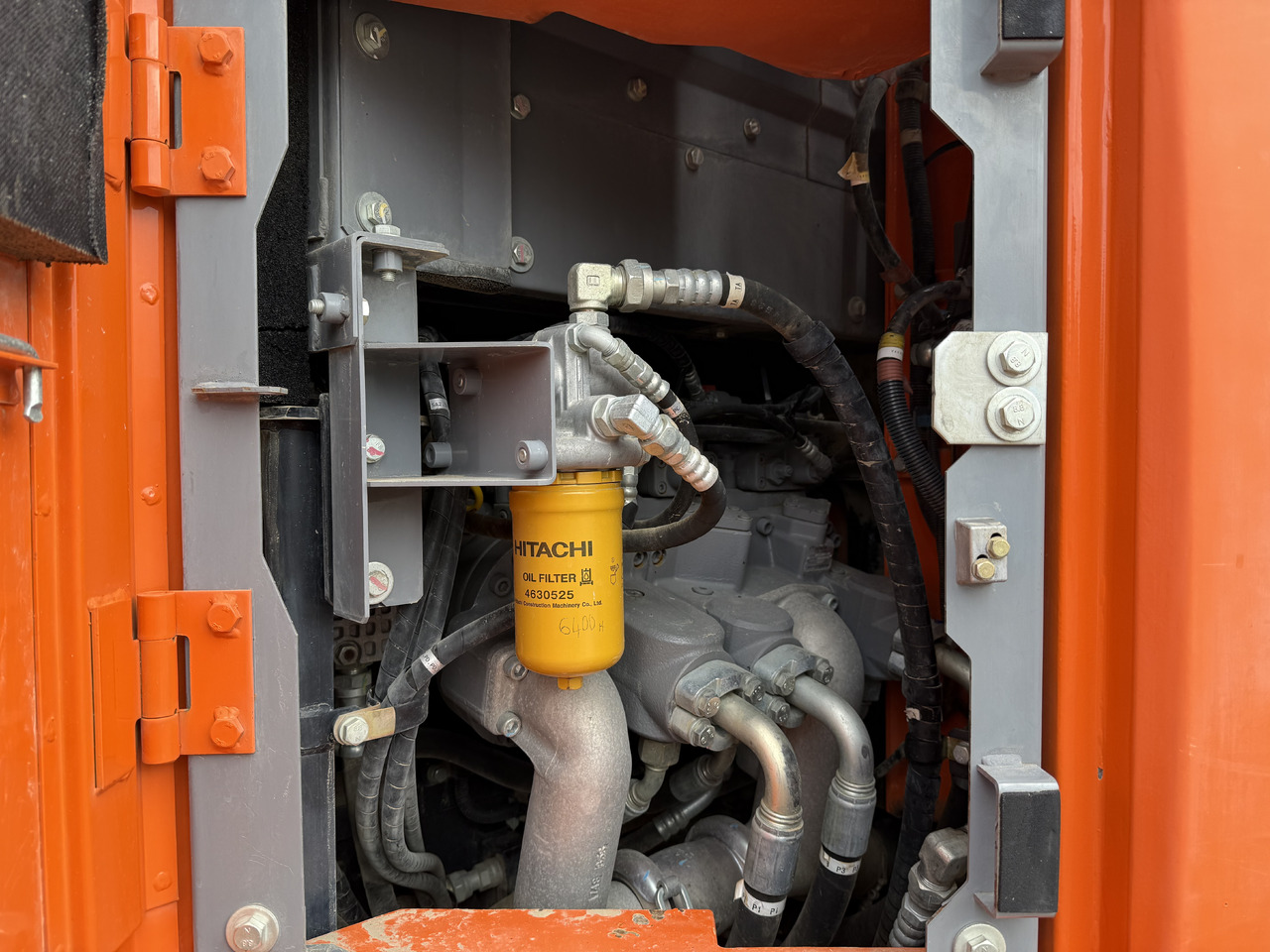 حفار زحاف Hitachi ZX225USLC-6: صورة 41