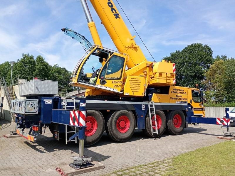 Liebherr LTM 1070-4.2 - رافعة لجميع التضاريس: صورة 4 Liebherr LTM 1070-4.2 - رافعة لجميع التضاريس: صورة 4