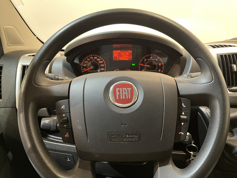 Fiat Ducato 2.3 MultiJet L2H2 120 PK / Euro 6 / Airco / Camera / Cruise Control / Trekhaak / Navigatie / 3-Zits / 72.600 KM !! Fiat Ducato 2.3 MultiJet L2H2 120 PK / Euro 6 / Airco / Camera / Cruise Control / Trekhaak / Navigatie / 3-Zits / 72.600 KM !!: صورة 9