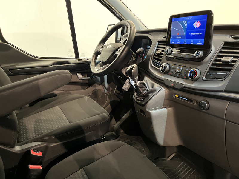Ford Transit Custom 280 2.0 TDCI L1H1 Trend 130 PK Servicebus / Inrichting / Euro 6 / Airco / PDC / Cruise Control / Navigatie / CarPlay / Trekhaak / 3-Zits / 96.300 KM !! / BPM VRIJ !! - فان المدمجة: صورة 3 Ford Transit Custom 280 2.0 TDCI L1H1 Trend 130 PK Servicebus / Inrichting / Euro 6 / Airco / PDC / Cruise Control / Navigatie / CarPlay / Trekhaak / 3-Zits / 96.300 KM !! / BPM VRIJ !! - فان المدمجة: صورة 3