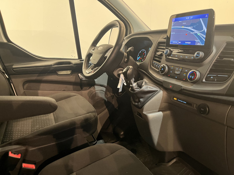 Ford Transit Custom 300 2.0 TDCI L2H1 Trend / Servicebus / Bott Inrichting / Euro 6 / Airco / CarPlay / Camera / Navigatie / 3-Zits - فان المدمجة: صورة 3 Ford Transit Custom 300 2.0 TDCI L2H1 Trend / Servicebus / Bott Inrichting / Euro 6 / Airco / CarPlay / Camera / Navigatie / 3-Zits - فان المدمجة: صورة 3