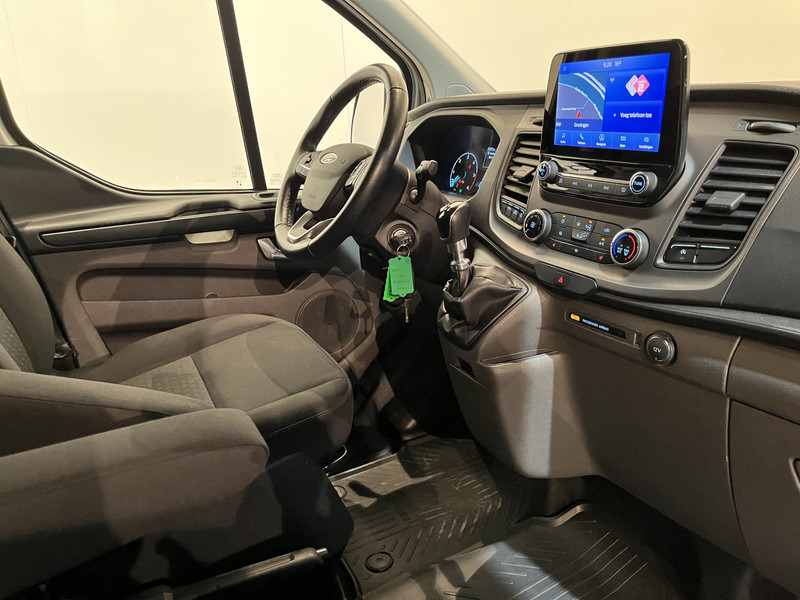 Ford Transit Custom 340 2.0 TDCI L1H1 Trend 130 PK Servicebus / Sortimo Inrichting / Euro 6 / Schuifdeur L + R / 220V. / Airco / Cruise Control / PDC / CarPlay / Trekhaak / Navigatie / - فان المدمجة: صورة 3 Ford Transit Custom 340 2.0 TDCI L1H1 Trend 130 PK Servicebus / Sortimo Inrichting / Euro 6 / Schuifdeur L + R / 220V. / Airco / Cruise Control / PDC / CarPlay / Trekhaak / Navigatie / - فان المدمجة: صورة 3