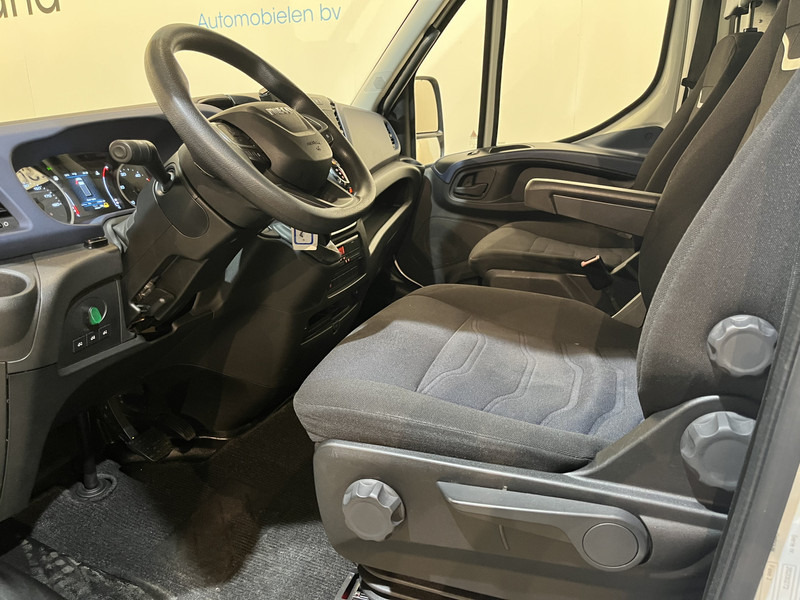 Iveco 70C18 3.0 Automaat Bakwagen / Dhollandia Laadklep / Euro 6 / Luchtvering / Airco / Camera / Cruise Control / Zijdeur - شاحنة مقفلة: صورة 5 Iveco 70C18 3.0 Automaat Bakwagen / Dhollandia Laadklep / Euro 6 / Luchtvering / Airco / Camera / Cruise Control / Zijdeur - شاحنة مقفلة: صورة 5