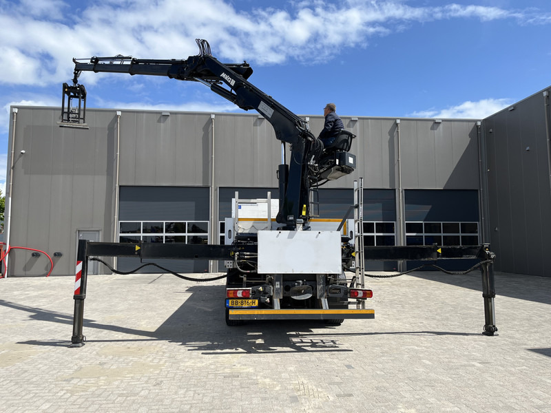 Mercedes-Benz ANTOS 2546 6X2 Bouwstoffenauto / Open laadbak vv KRAAN MKG HLK 221-3 met Palletklem - شاحنات مسطحة, شاحنة كرين: صورة 4 Mercedes-Benz ANTOS 2546 6X2 Bouwstoffenauto / Open laadbak vv KRAAN MKG HLK 221-3 met Palletklem - شاحنات مسطحة, شاحنة كرين: صورة 4
