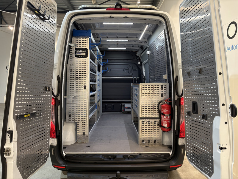 Mercedes-Benz Sprinter 2.2 CDI 140 PK L2H2 Servicebus / Sortimo Bedrijfswageninrichting / Airco / Cruise / 220v / 76.000 KM !! - فان المدمجة: صورة 4 Mercedes-Benz Sprinter 2.2 CDI 140 PK L2H2 Servicebus / Sortimo Bedrijfswageninrichting / Airco / Cruise / 220v / 76.000 KM !! - فان المدمجة: صورة 4