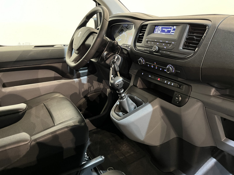 Peugeot Expert 1.6 BlueHDI 115 PK / Euro 6 / Airco / Cruise Control / PDC / 75.500 KM !! / BPM VRIJ !! - فان المدمجة: صورة 3 Peugeot Expert 1.6 BlueHDI 115 PK / Euro 6 / Airco / Cruise Control / PDC / 75.500 KM !! / BPM VRIJ !! - فان المدمجة: صورة 3