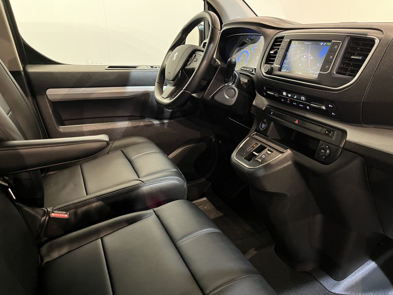 Peugeot e-Expert EV L3 DC Dubbel Cabine 75 kWh / 2X Schuifdeur / Trekhaak / Camera / Leder / CarPlay / Navigatie / Clima / Cruise / 49.300 KM !! - فان المدمجة, الشاحنات الصغيرة كابينة مزدوجة: صورة 3 Peugeot e-Expert EV L3 DC Dubbel Cabine 75 kWh / 2X Schuifdeur / Trekhaak / Camera / Leder / CarPlay / Navigatie / Clima / Cruise / 49.300 KM !! - فان المدمجة, الشاحنات الصغيرة كابينة مزدوجة: صورة 3