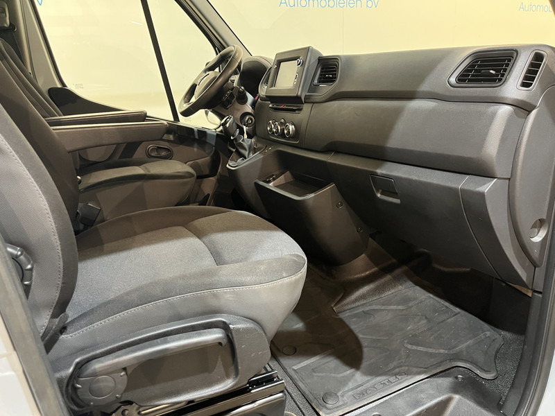 Renault Master T35 2.3 dCi 135 PK L2 Open Laadbak / Euro 6 / Airco / CarPlay / Imperiaal / Cruise Control / 11.200 KM !! Renault Master T35 2.3 dCi 135 PK L2 Open Laadbak / Euro 6 / Airco / CarPlay / Imperiaal / Cruise Control / 11.200 KM !!: صورة 17