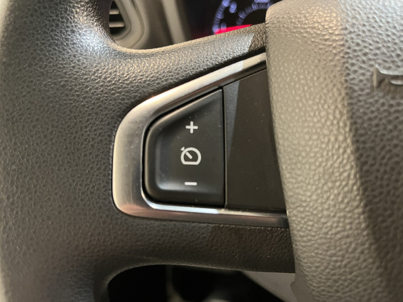 Renault Master T35 2.3 dCi 135 PK L2 Open Laadbak / Euro 6 / Airco / CarPlay / Imperiaal / Cruise Control / 11.200 KM !! Renault Master T35 2.3 dCi 135 PK L2 Open Laadbak / Euro 6 / Airco / CarPlay / Imperiaal / Cruise Control / 11.200 KM !!: صورة 9
