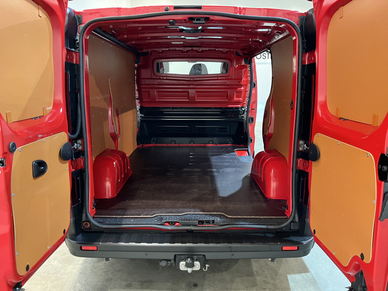 Renault Trafic 2.0 dCi 170 PK L1H1 / Euro 6 / Airco / Cruise Control / PDC / CarPlay / Navigatie / Trekhaak / LED / 3-Zits - فان المدمجة: صورة 5 Renault Trafic 2.0 dCi 170 PK L1H1 / Euro 6 / Airco / Cruise Control / PDC / CarPlay / Navigatie / Trekhaak / LED / 3-Zits - فان المدمجة: صورة 5