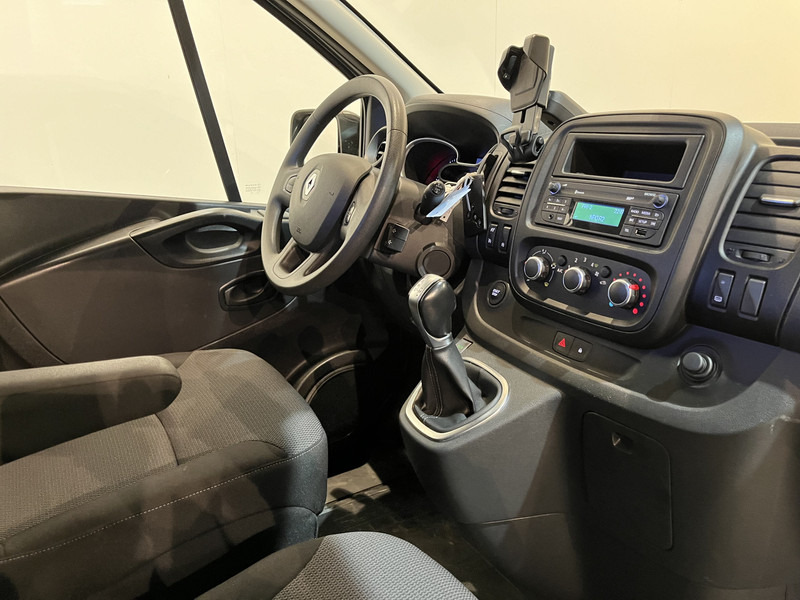 Renault Trafic 2.0 dCi L1H1 170 PK Automaat Servicebus / Sortimo Inrichting / Euro 6 / Airco / Cruise Control / Camera / Trekhaak / 3-Zits / BPM VRIJ !! - فان المدمجة: صورة 3 Renault Trafic 2.0 dCi L1H1 170 PK Automaat Servicebus / Sortimo Inrichting / Euro 6 / Airco / Cruise Control / Camera / Trekhaak / 3-Zits / BPM VRIJ !! - فان المدمجة: صورة 3