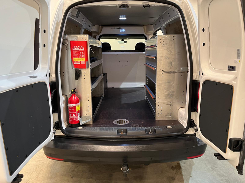 Volkswagen Caddy 2.0 TDI L2H1 BMT 4Motion Maxi 150 PK Automaat Servicebus / Inrichting / 220V. / Euro 6 / Airco / Cruise Control / Camera / Trekhaak / CarPlay / Navigatie / 90.500 KM !! - فان المدمجة: صورة 4 Volkswagen Caddy 2.0 TDI L2H1 BMT 4Motion Maxi 150 PK Automaat Servicebus / Inrichting / 220V. / Euro 6 / Airco / Cruise Control / Camera / Trekhaak / CarPlay / Navigatie / 90.500 KM !! - فان المدمجة: صورة 4