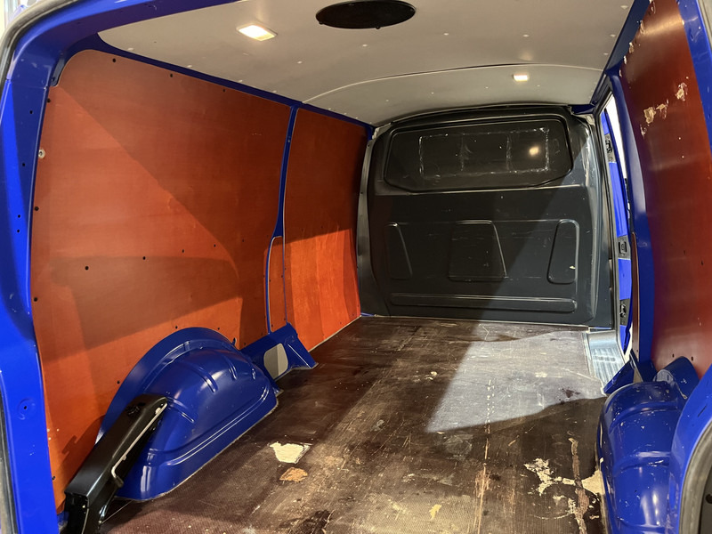 شاحنة التوصيل Volkswagen Transporter 2.0 TDI L2H1 / Van Den Born Glasresteel / Euro 6 / Airco / Glastransporter / Cruise Control / Trekhaak / Imperiaal / CarPlay /  Navigatie / PDC / 83.500 KM !!: صورة 14