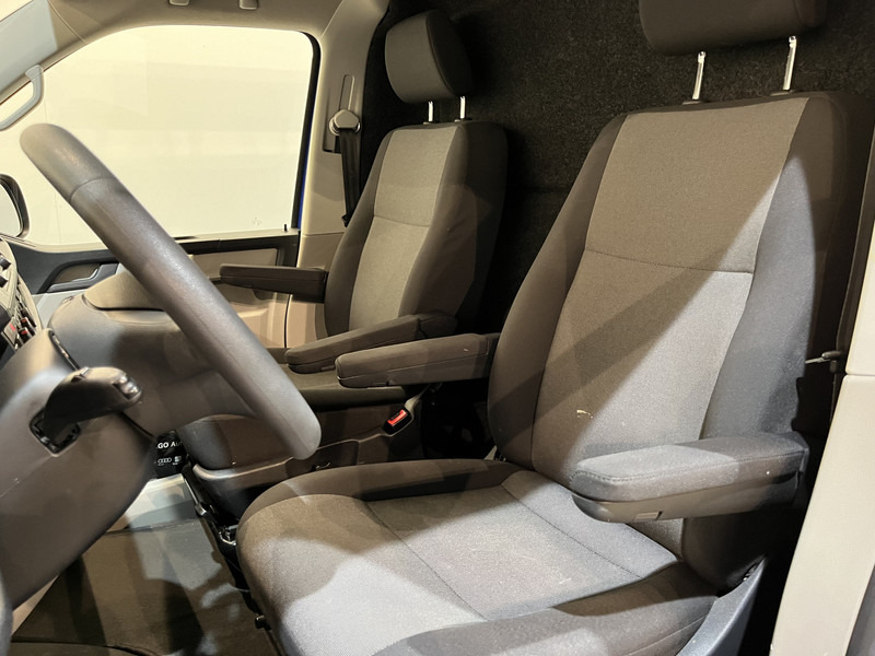 شاحنة التوصيل Volkswagen Transporter 2.0 TDI L2H1 / Van Den Born Glasresteel / Euro 6 / Airco / Glastransporter / Cruise Control / Trekhaak / Imperiaal / CarPlay /  Navigatie / PDC / 83.500 KM !!: صورة 8