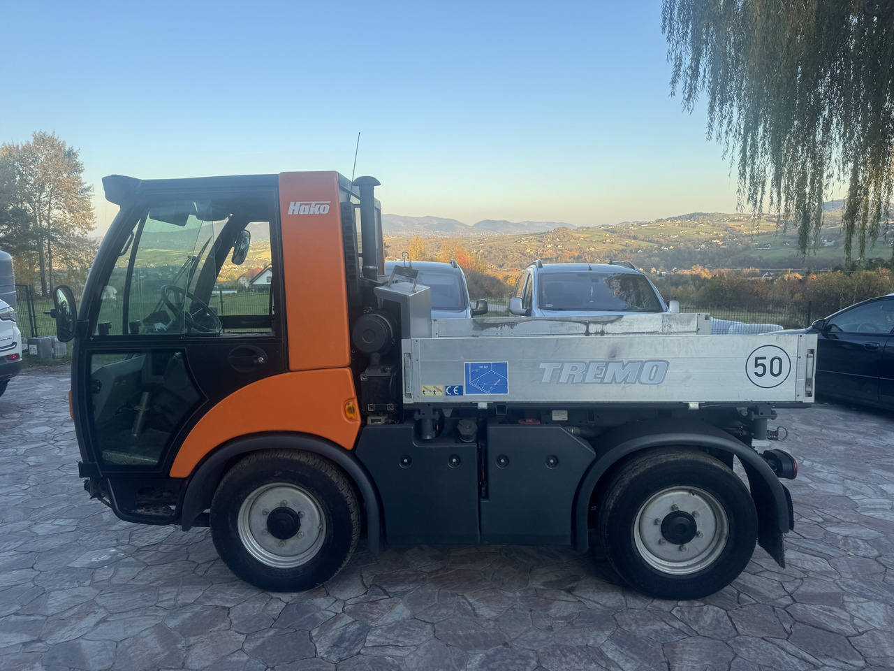 MULTICAR Hako Tremo 4x4 wywrotka Polewaczka zamiatarka pług posypywarka snow schnee - شاحنة قلاب: صورة 5 MULTICAR Hako Tremo 4x4 wywrotka Polewaczka zamiatarka pług posypywarka snow schnee - شاحنة قلاب: صورة 5
