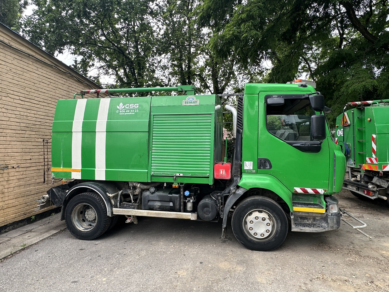 Renault Midlum Semat streetwasher water truck Laveuse 4500l schemmfahrzeug - سياره كنس شوارع: صورة 3 Renault Midlum Semat streetwasher water truck Laveuse 4500l schemmfahrzeug - سياره كنس شوارع: صورة 3