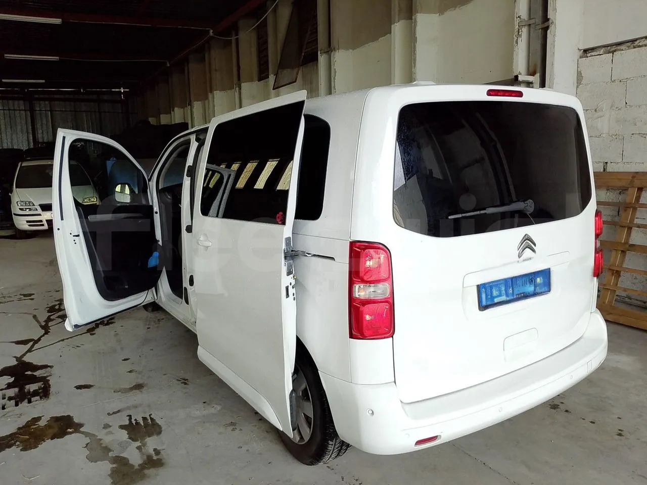 حافلة صغيرة, ميكروباص Citroën Spacetourer: صورة 10