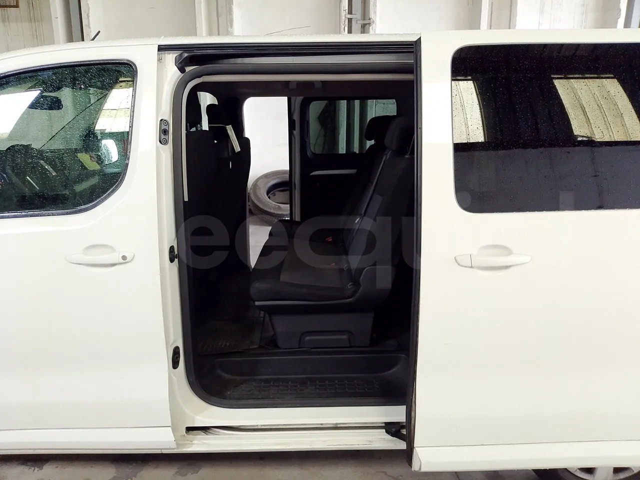 حافلة صغيرة, ميكروباص Citroën Spacetourer: صورة 17