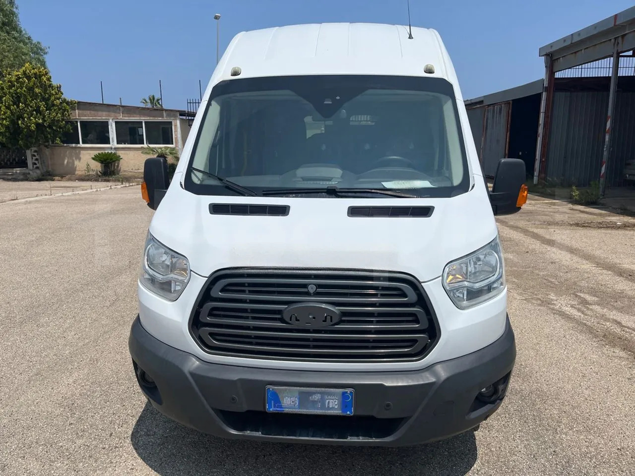 Ford Transit - حافلة صغيرة, ميكروباص: صورة 2 Ford Transit - حافلة صغيرة, ميكروباص: صورة 2