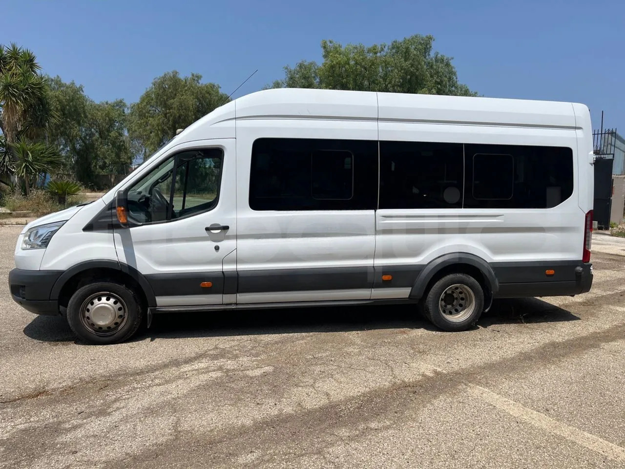 Ford Transit - حافلة صغيرة, ميكروباص: صورة 5 Ford Transit - حافلة صغيرة, ميكروباص: صورة 5