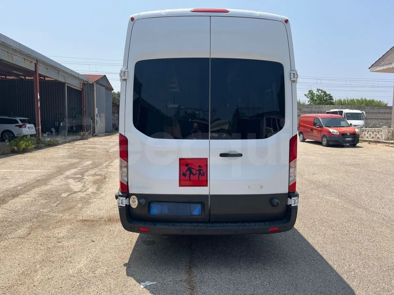 Ford Transit - حافلة صغيرة, ميكروباص: صورة 5 Ford Transit - حافلة صغيرة, ميكروباص: صورة 5