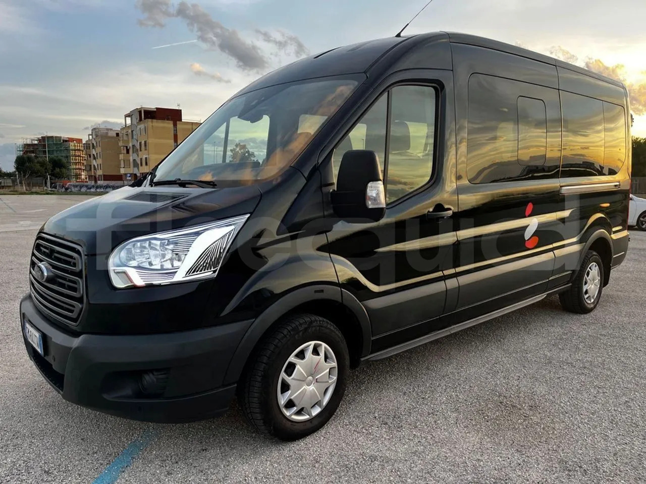 Ford Transit - حافلة صغيرة, ميكروباص: صورة 4 Ford Transit - حافلة صغيرة, ميكروباص: صورة 4