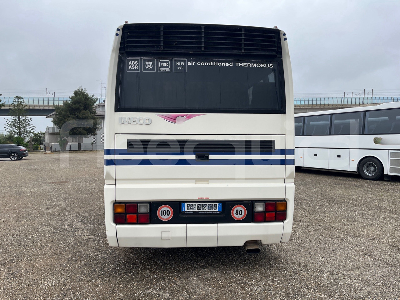 Iveco 380 - مركبة كوتش: صورة 5 Iveco 380 - مركبة كوتش: صورة 5