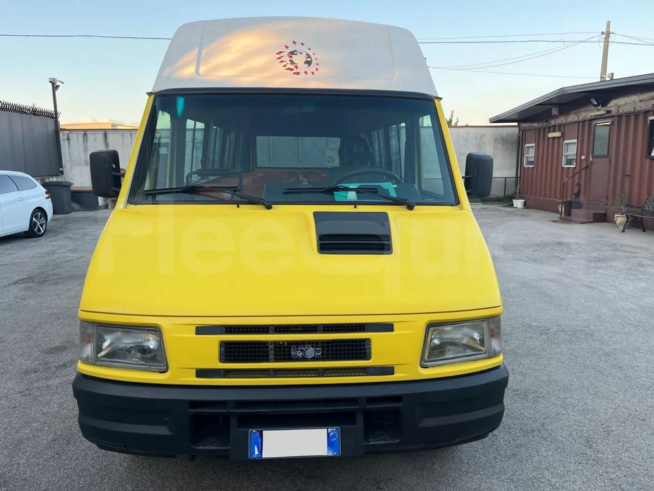 Iveco A45E10 - حافلة مدرسية: صورة 2 Iveco A45E10 - حافلة مدرسية: صورة 2