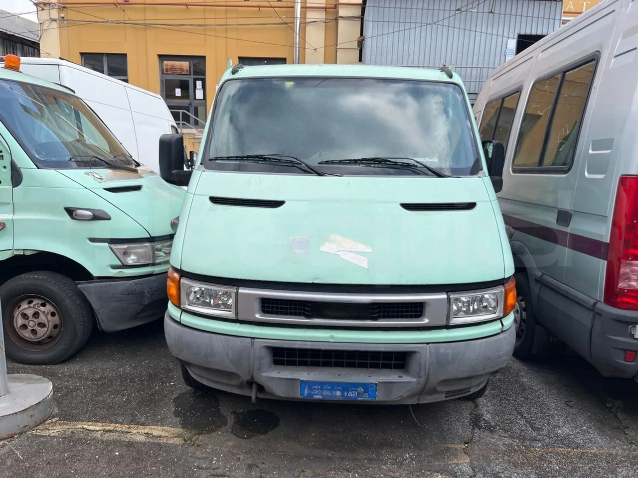 Iveco Bontempi - حافلة صغيرة, ميكروباص: صورة 1 Iveco Bontempi - حافلة صغيرة, ميكروباص: صورة 1