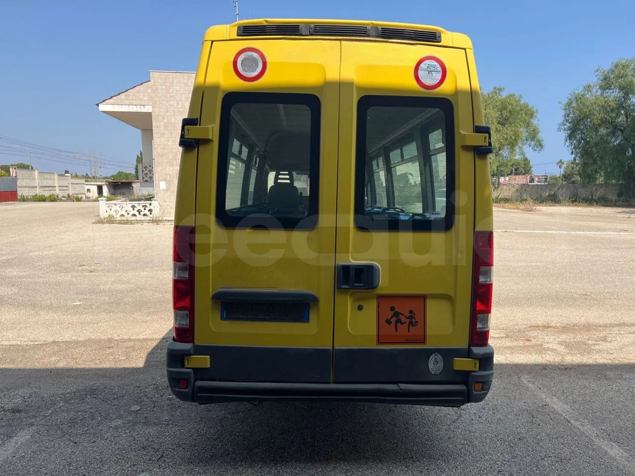 Iveco Daily - حافلة مدرسية: صورة 5 Iveco Daily - حافلة مدرسية: صورة 5