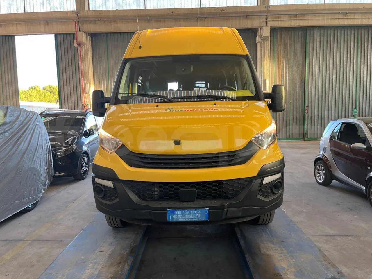 Iveco Daily - حافلة مدرسية: صورة 2 Iveco Daily - حافلة مدرسية: صورة 2