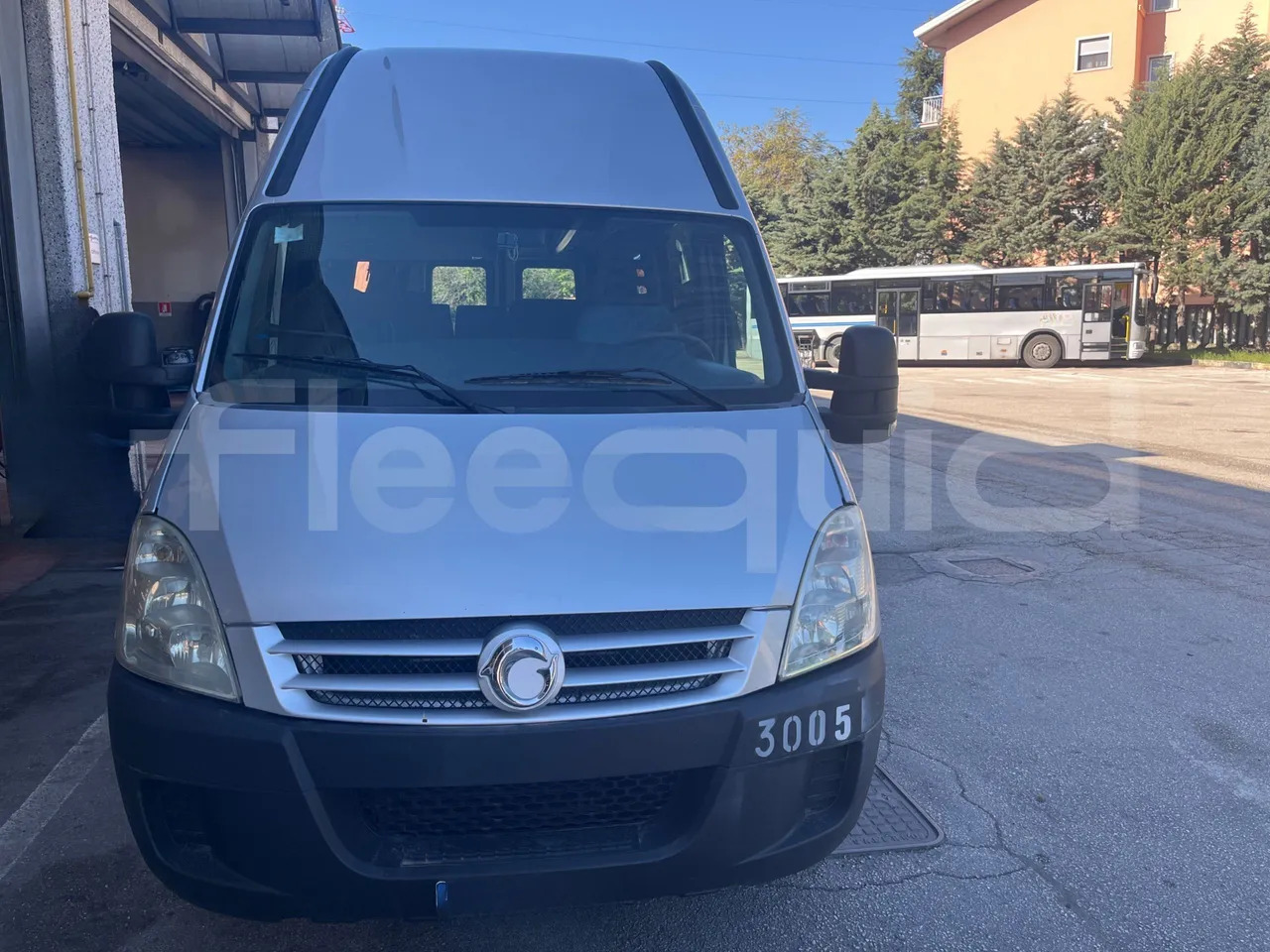 Iveco Daily - حافلة صغيرة, ميكروباص: صورة 2 Iveco Daily - حافلة صغيرة, ميكروباص: صورة 2