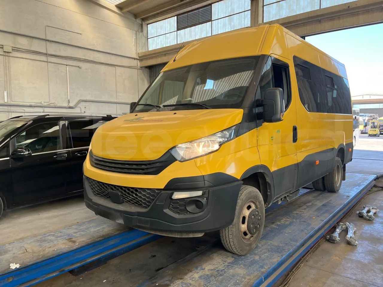 Iveco Daily - حافلة مدرسية: صورة 4 Iveco Daily - حافلة مدرسية: صورة 4