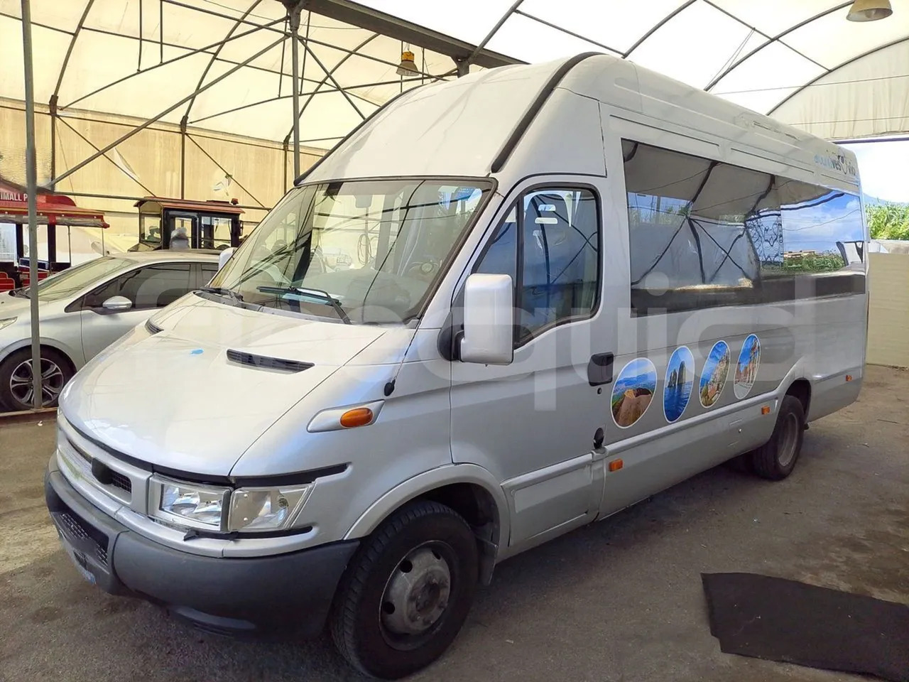 Iveco Daily - حافلة صغيرة, ميكروباص: صورة 4 Iveco Daily - حافلة صغيرة, ميكروباص: صورة 4