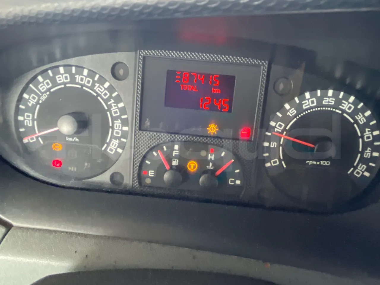 Iveco Daily - مركبة كوتش: صورة 3 Iveco Daily - مركبة كوتش: صورة 3