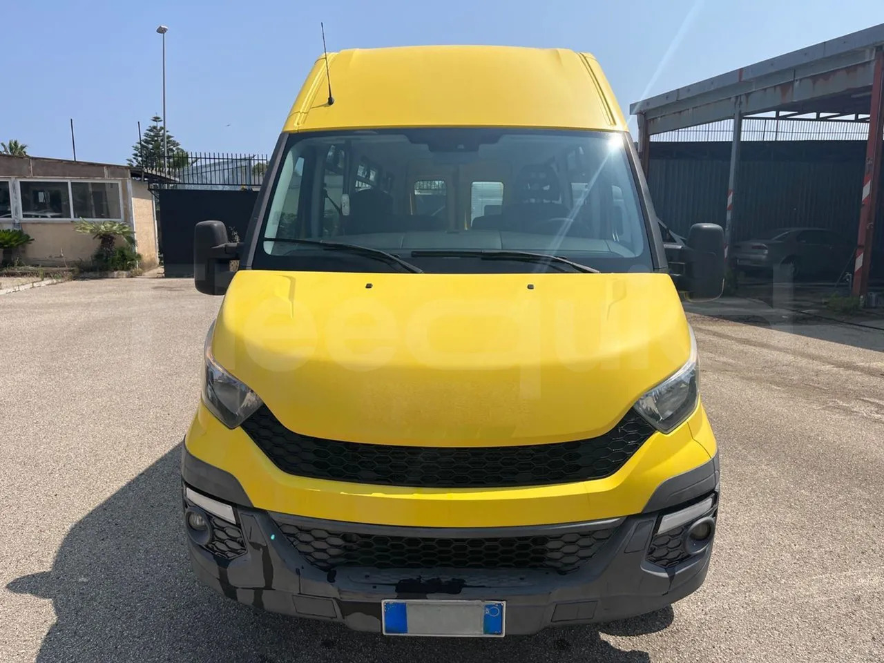 Iveco Daily - حافلة مدرسية: صورة 2 Iveco Daily - حافلة مدرسية: صورة 2