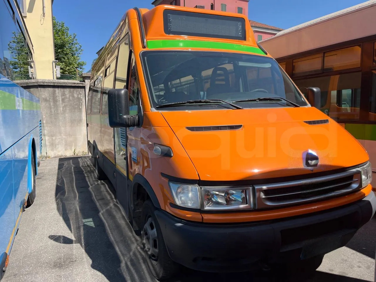 Iveco Daily - حافلة صغيرة, ميكروباص: صورة 2 Iveco Daily - حافلة صغيرة, ميكروباص: صورة 2